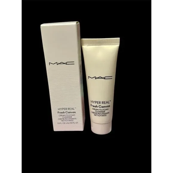 MAC Hyper Real Fresh Canvas Cleanser 1.0 fl oz - Picture 4 of 6